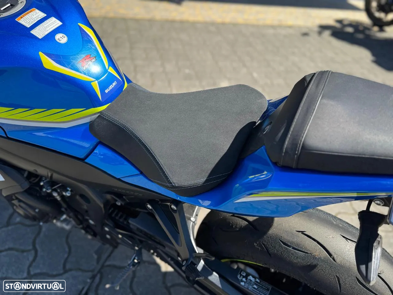 Suzuki GSX-R - 5