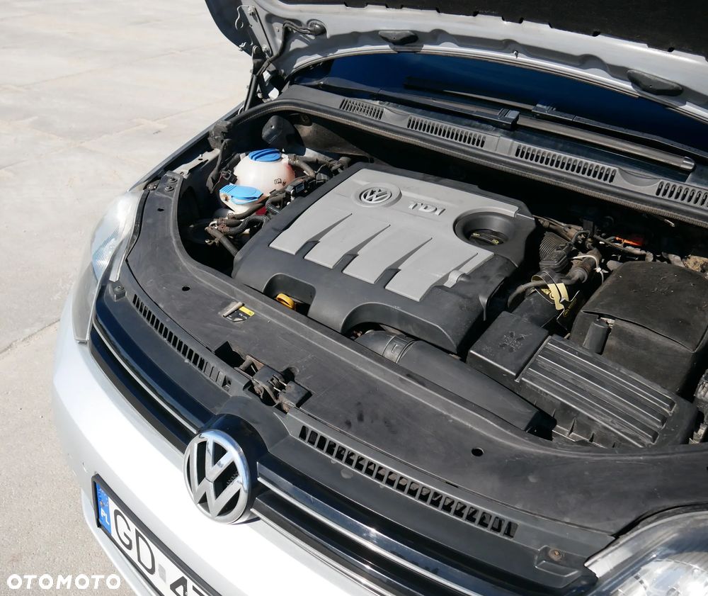 Volkswagen Golf Plus 1.6 TDI DPF Life - 22