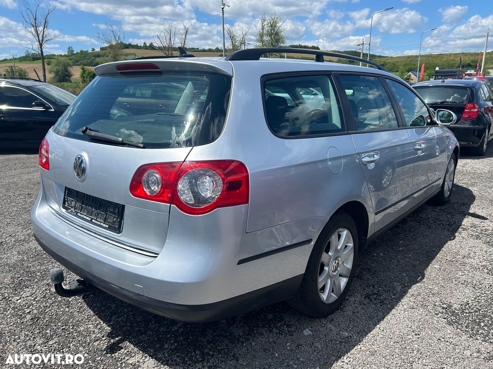 Volkswagen Passat 2.0 TDI Comfortline - 3