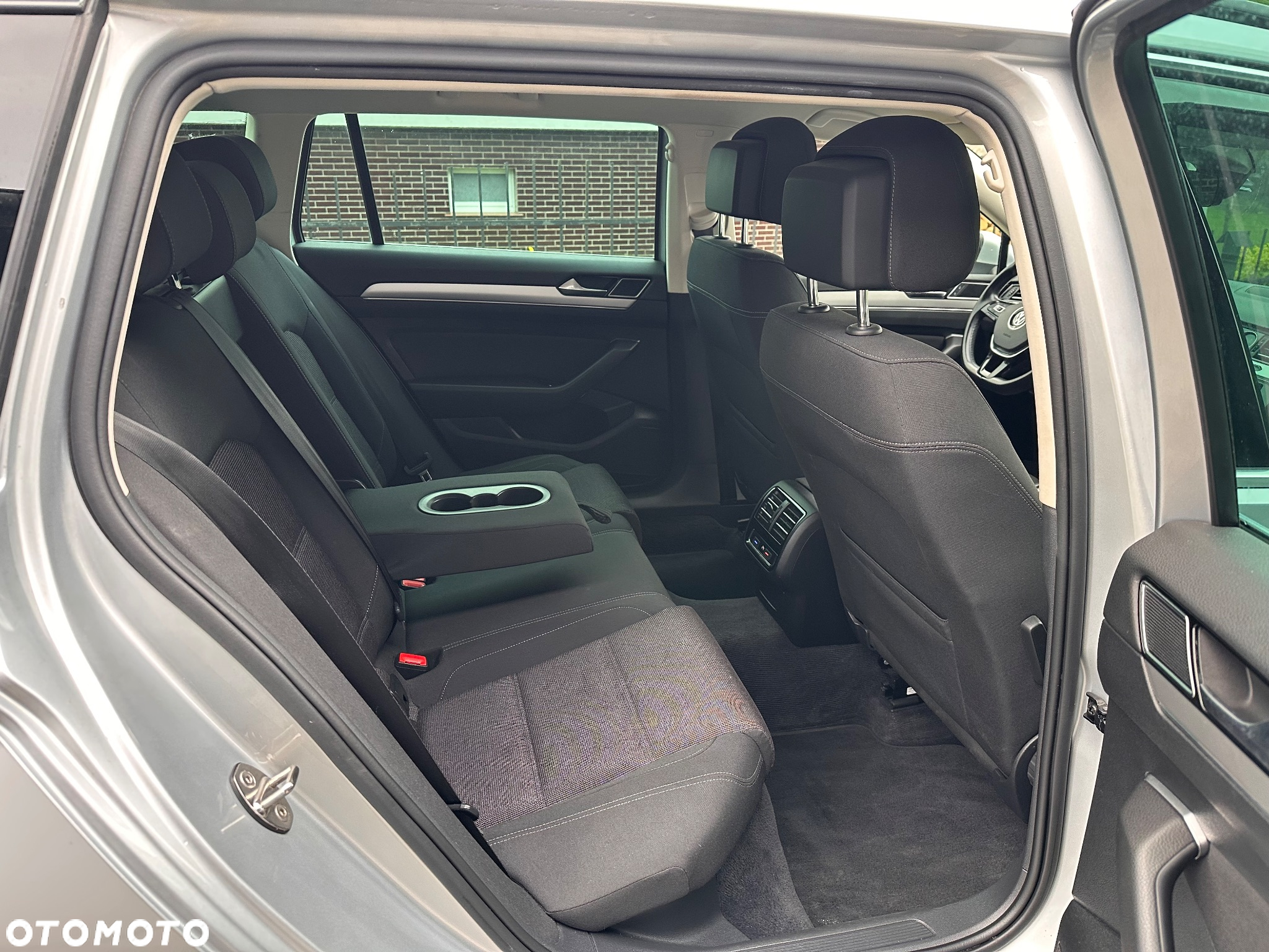 Volkswagen Passat Variant 2.0 TDI DSG (BlueMotion Technology) Highline - 14
