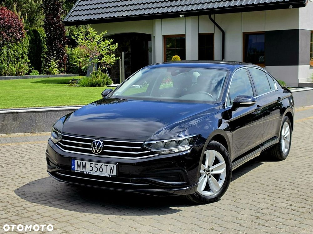 Volkswagen Passat - 2