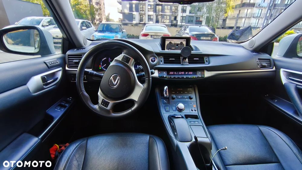 Lexus CT 200h Prestige - 16