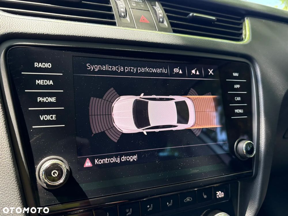 Skoda Octavia 2.0 TDI SCR Style DSG - 17