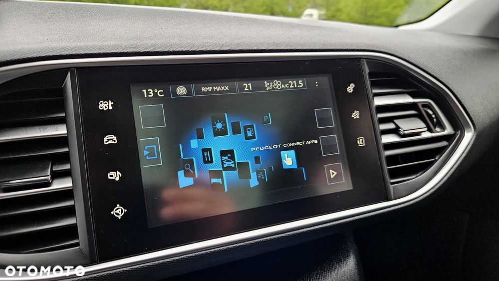 Peugeot 308 - 30