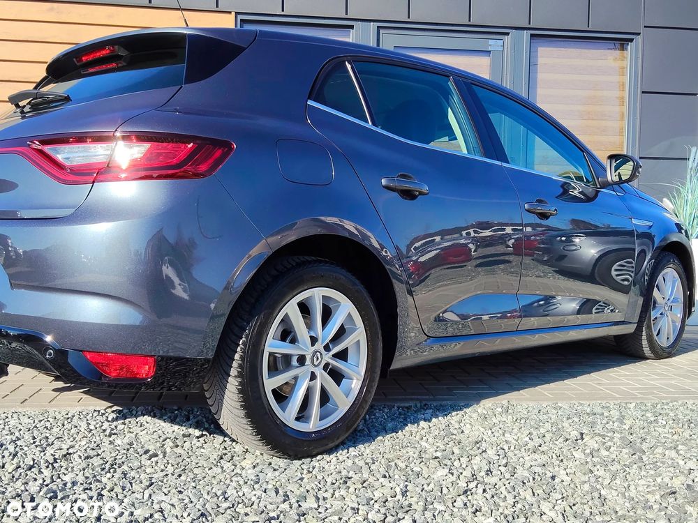 Renault Megane ENERGY dCi 110 Start & Stop LIMITED - 37