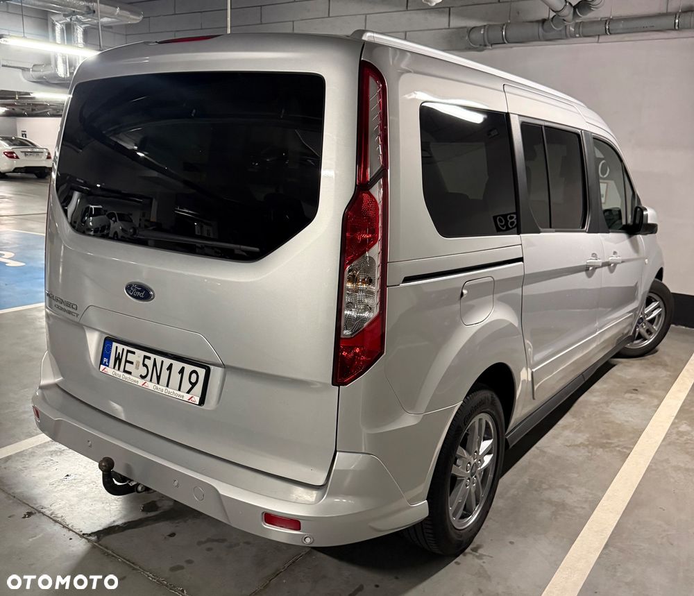 Ford Tourneo Connect Grand - 17