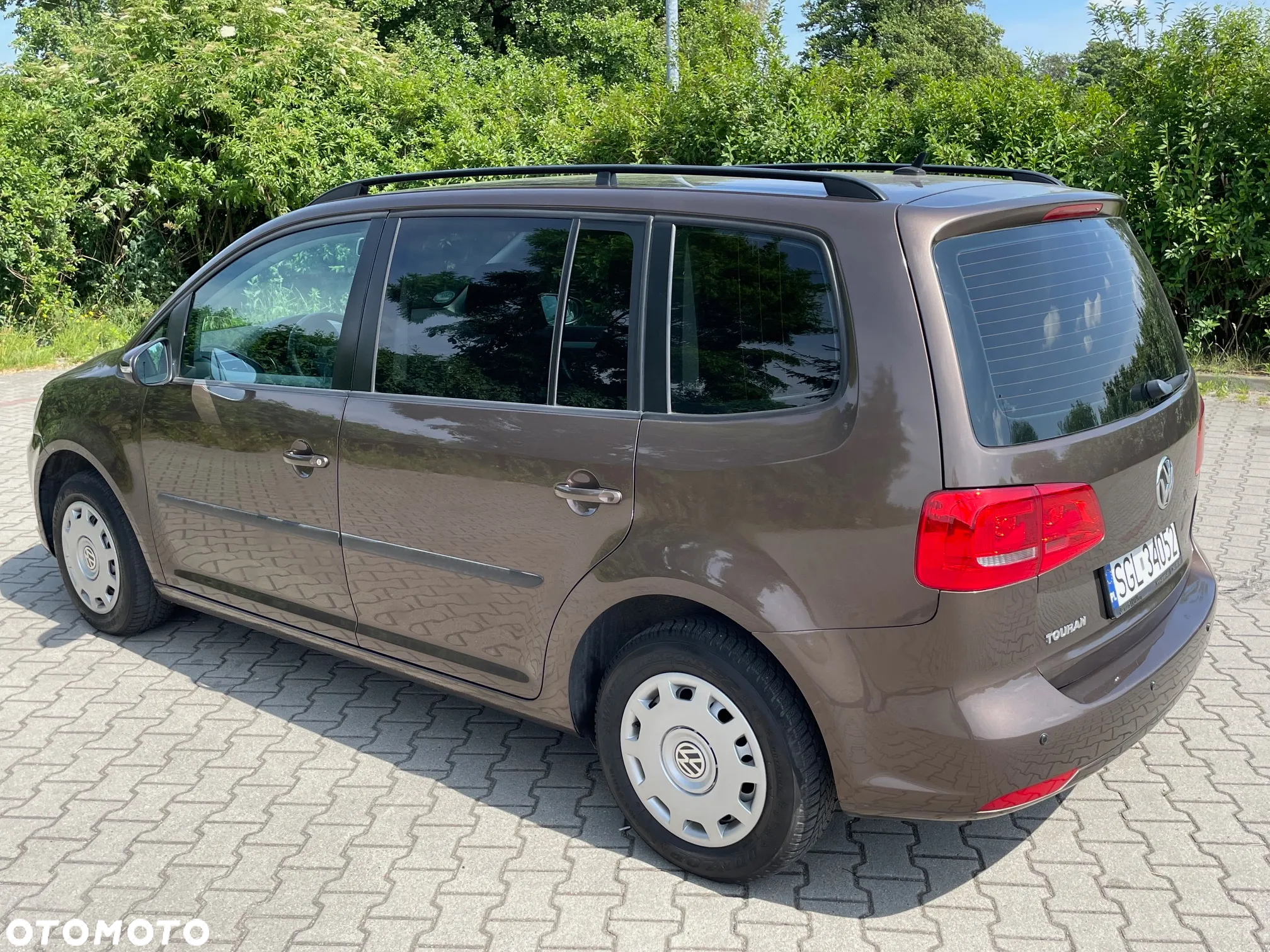 Volkswagen Touran 1.6 TDI DPF BlueMotion Technology DSG Trendline - 10