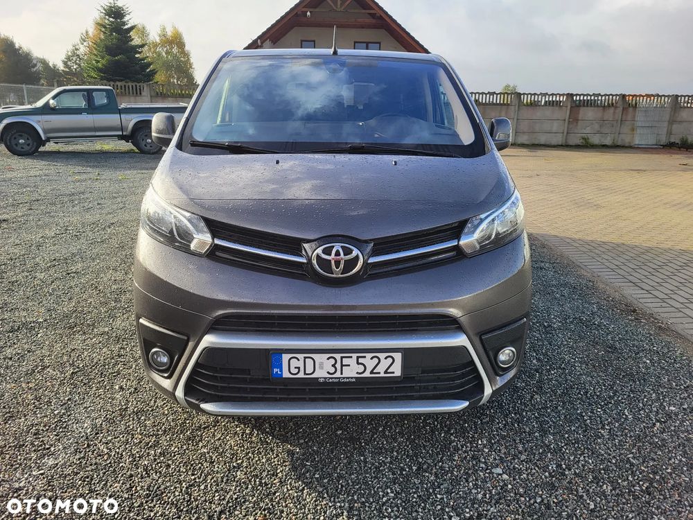 Toyota ProAce Kombi 2.0 D-4D Long 2,8t - 3