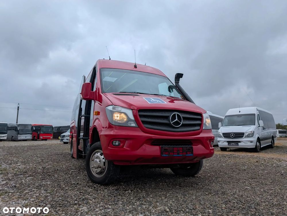 Mercedes-Benz Sprinter 519 - 13