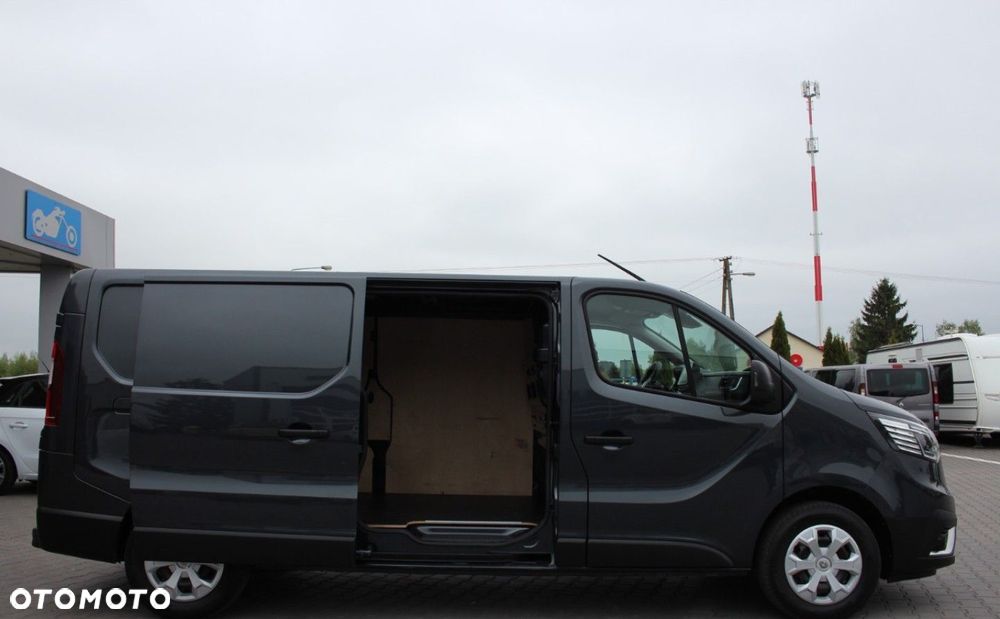 Renault Trafic - 13