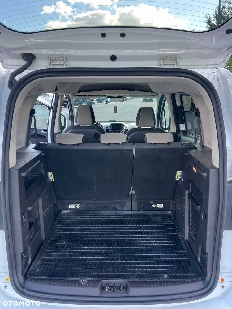 Ford Tourneo Courier - 6