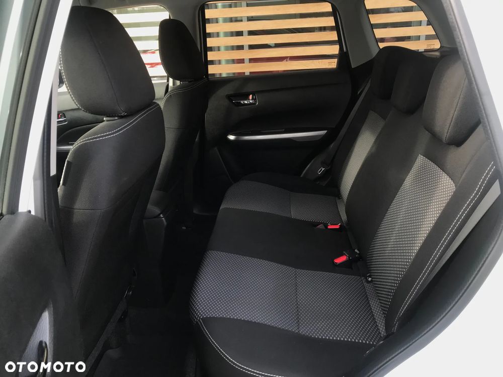 Suzuki Vitara 1.4 Boosterjet Premium 2WD - 25