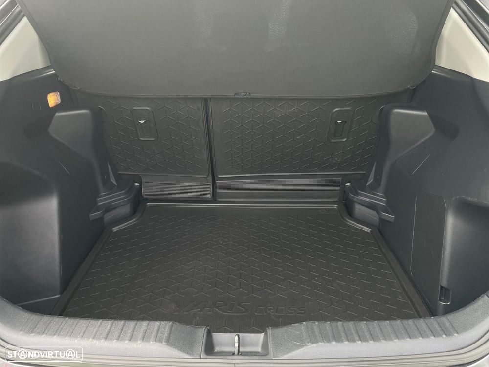 Toyota Yaris Cross 1.5 HDF Comfort - 10