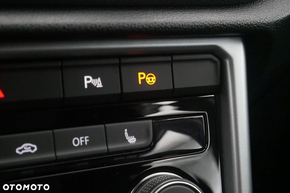 Volkswagen T-Roc 1.5 TSI Life DSG - 19