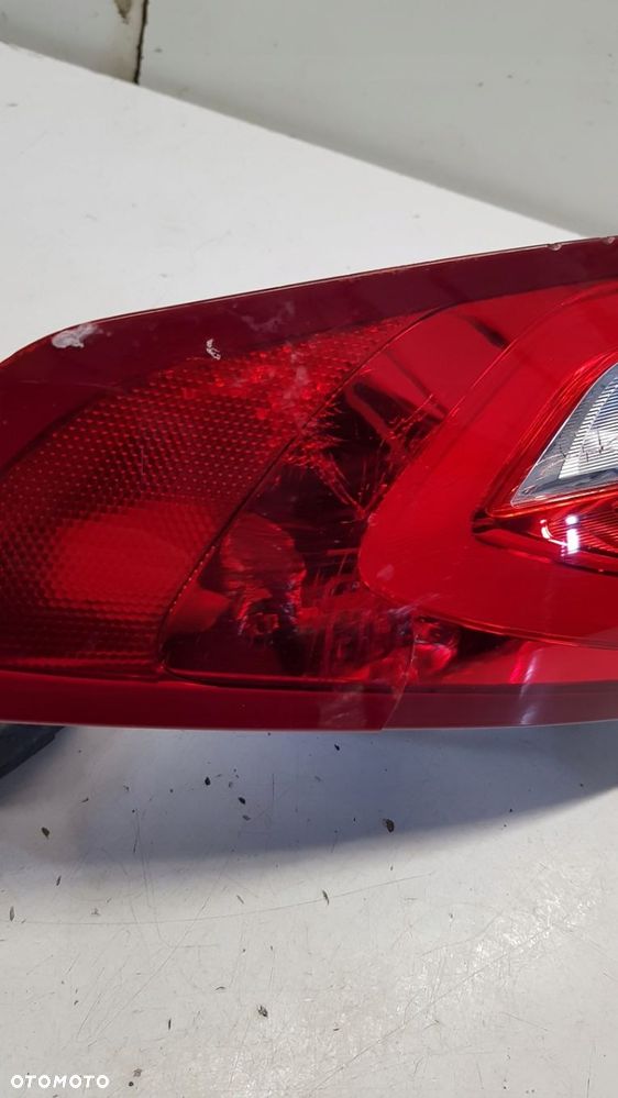 lampa prawy tył Ford Mondeo mk5 kombi - 3