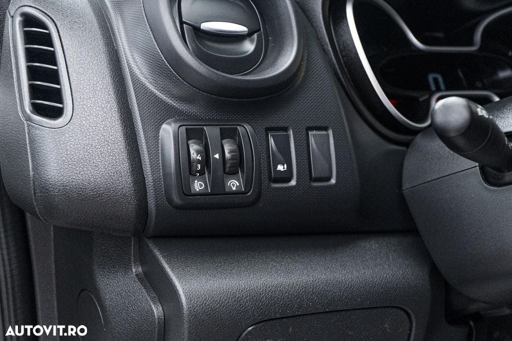 Renault Trafic 2.0 Blue dCi 120 Combi L2H1 8+1 locuri Authentique - 33