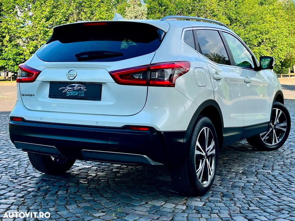 Nissan Qashqai 1.3 DIG-T ACENTA - 3