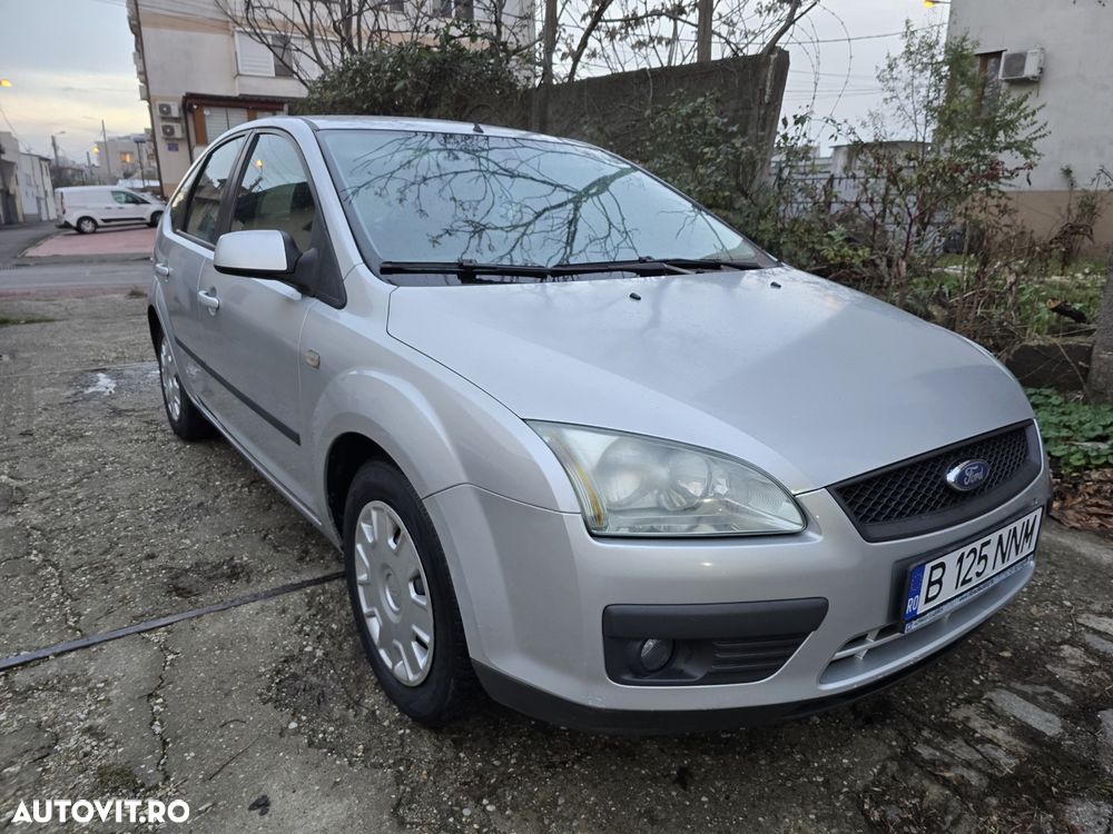Ford Focus 1.6 TDCi Ambiente - 9