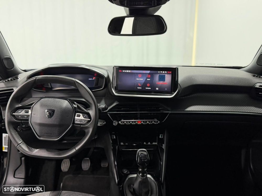 Peugeot 2008 1.2 PureTech Allure - 8