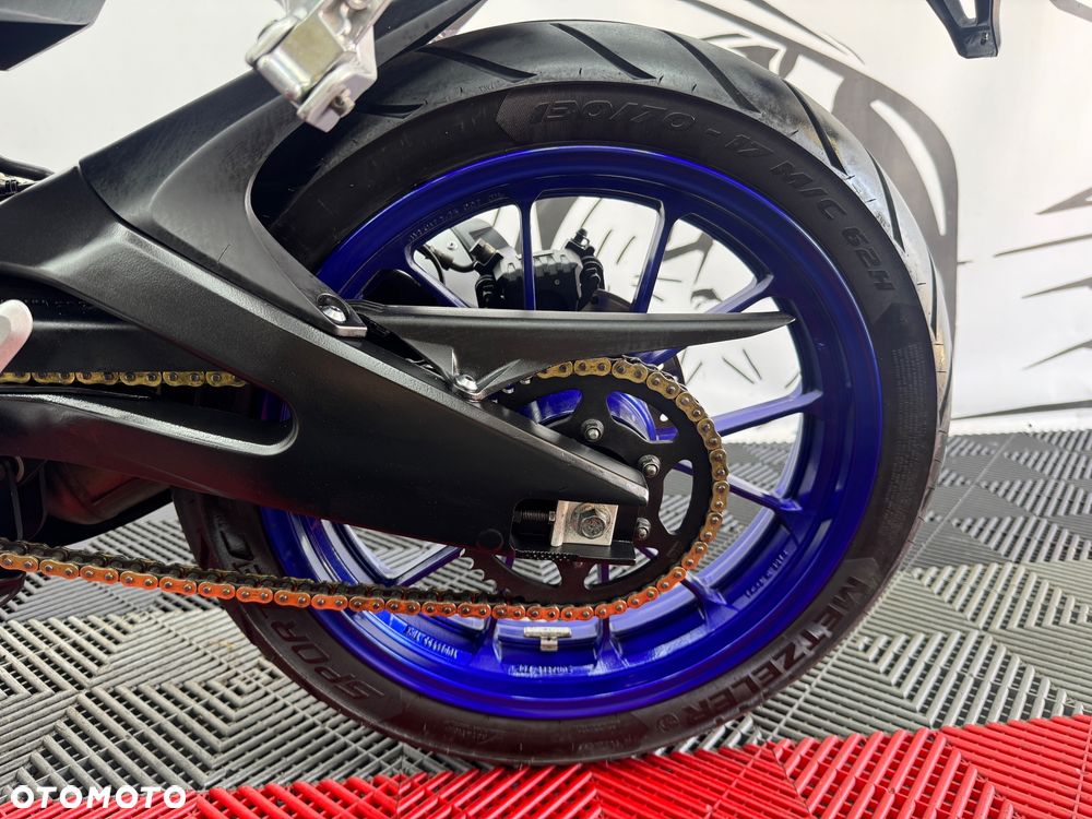 Yamaha MT - 17