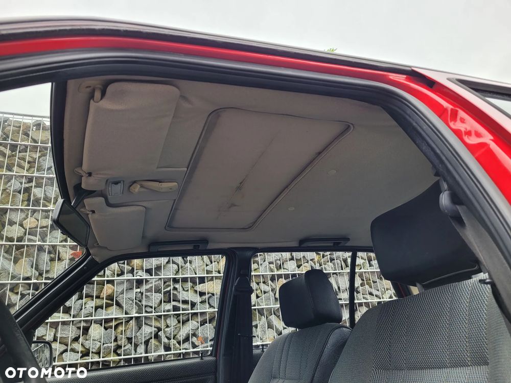 Volkswagen Golf - 13