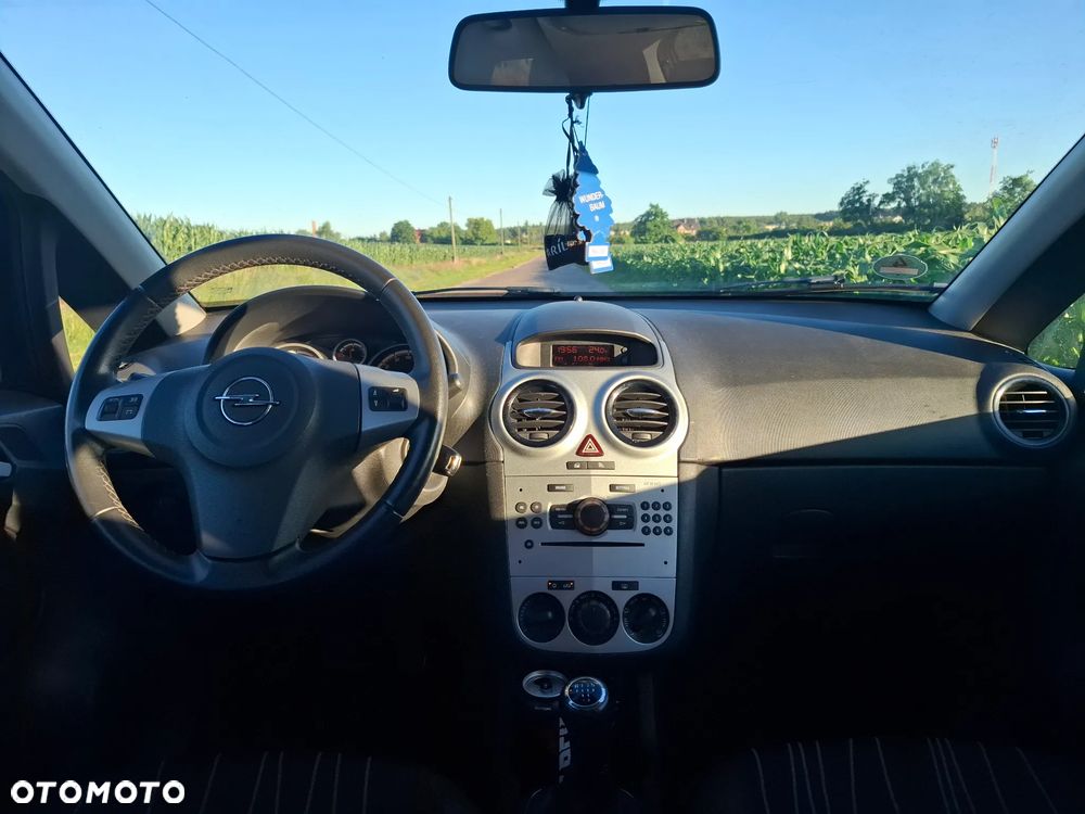 Opel Corsa 1.2 16V Enjoy - 6