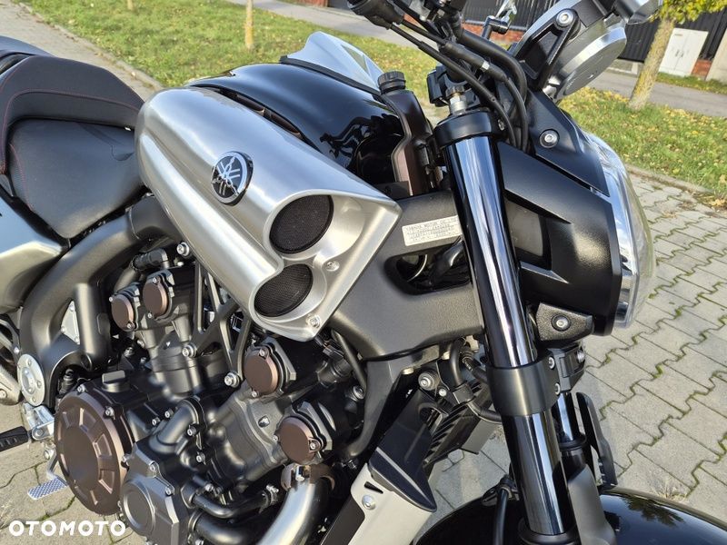 Yamaha V-MAX - 17