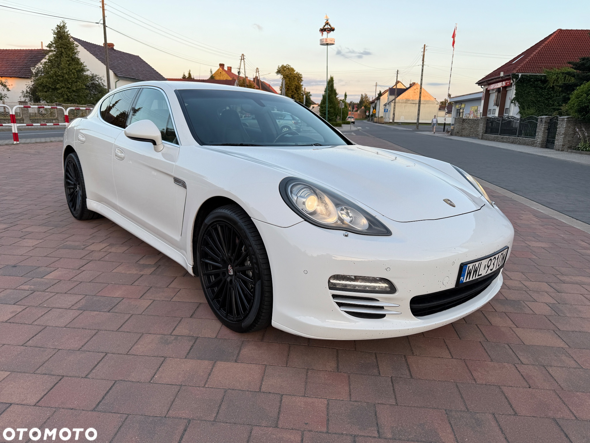Porsche Panamera 4S - 5