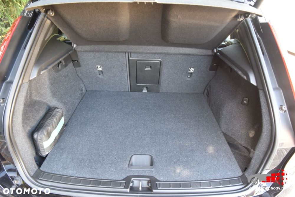 Volvo XC 40 - 19