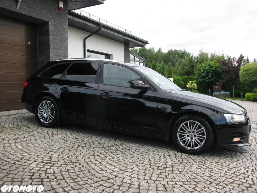 Audi A4 Avant 2.0 TDI - 9
