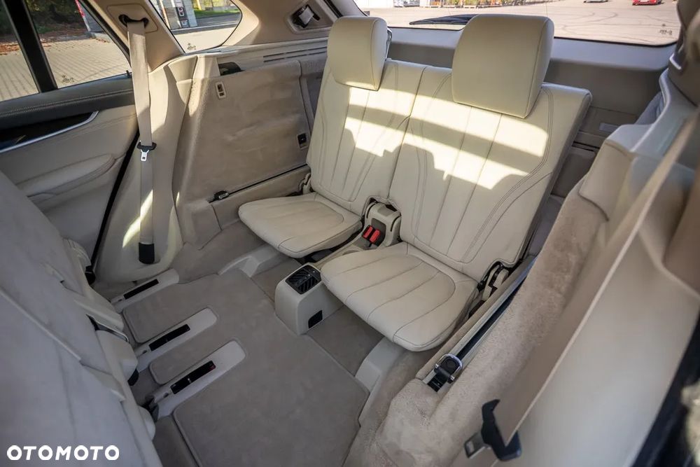 BMW X5 xDrive30d - 14