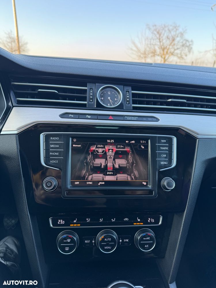 Volkswagen Passat 2.0 TDI (BlueMotion Technology) Comfortline - 24