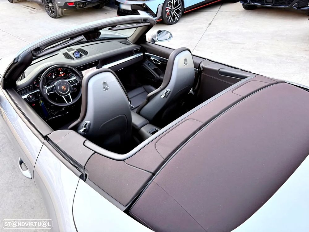 Porsche 911 (991) Carrera 4S Cabriolet PDK - 48