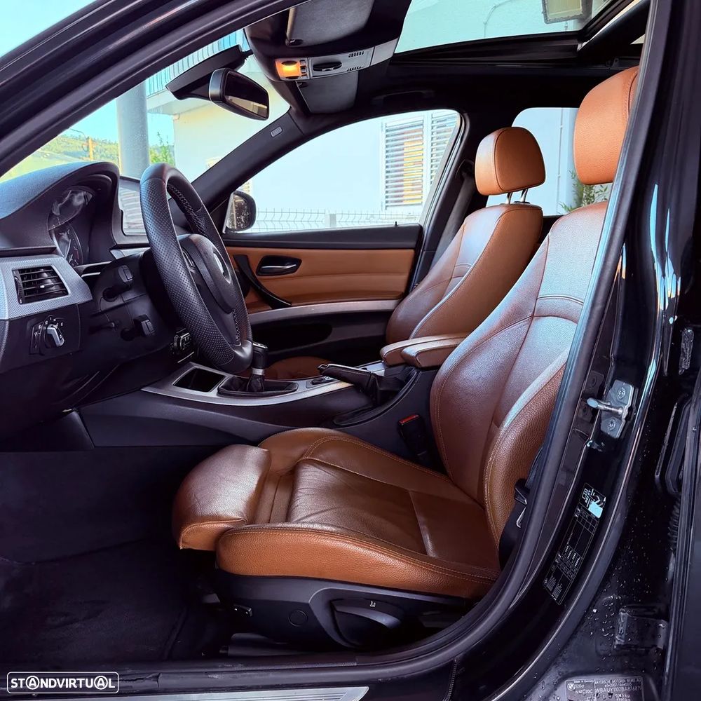 BMW 320 d Pack M - 19