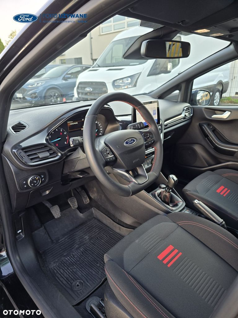 Ford Fiesta - 24
