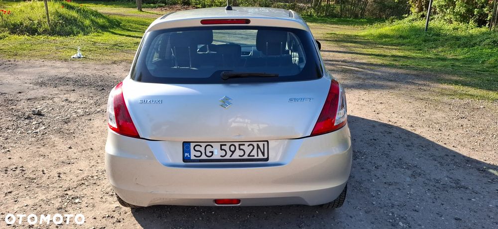 Suzuki Swift - 5