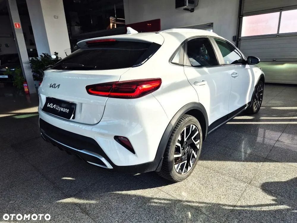 Kia XCeed 1.5 T-GDI M - 11