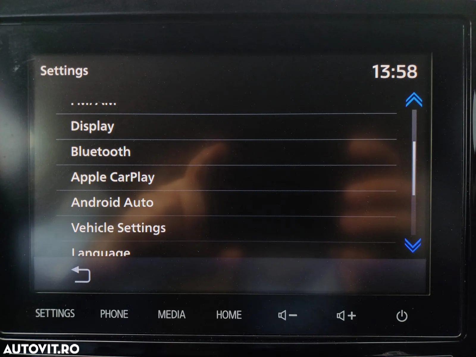 Mitsubishi Outlander 2.4 4WD Plug-In Hybrid - 20