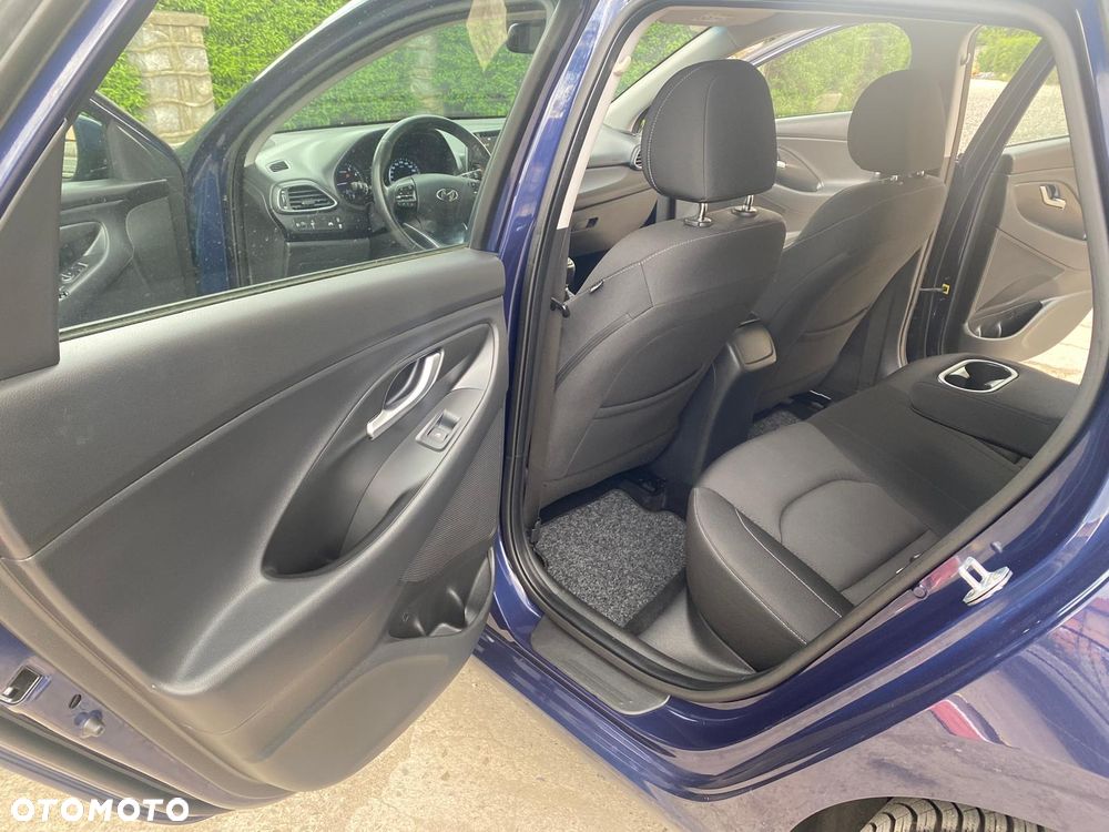 Hyundai i30 1.0 T-GDI Premiere Comfort - 26