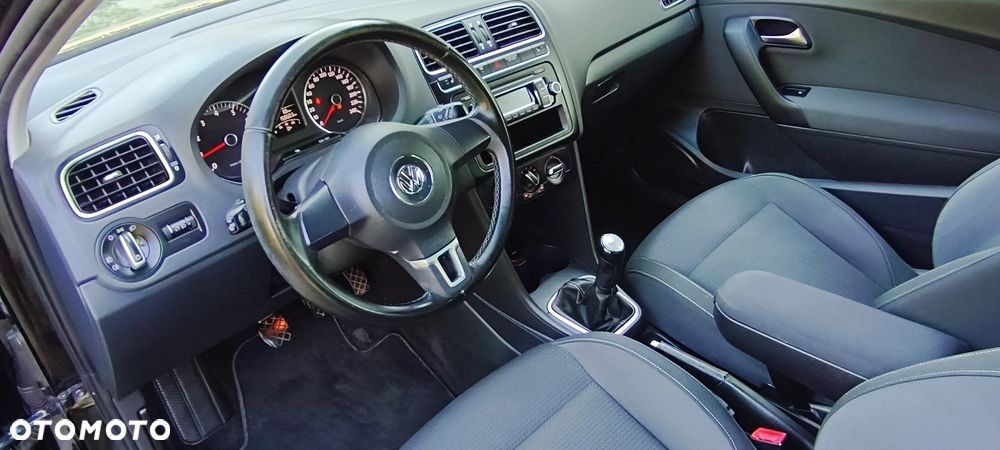 Volkswagen Polo - 35