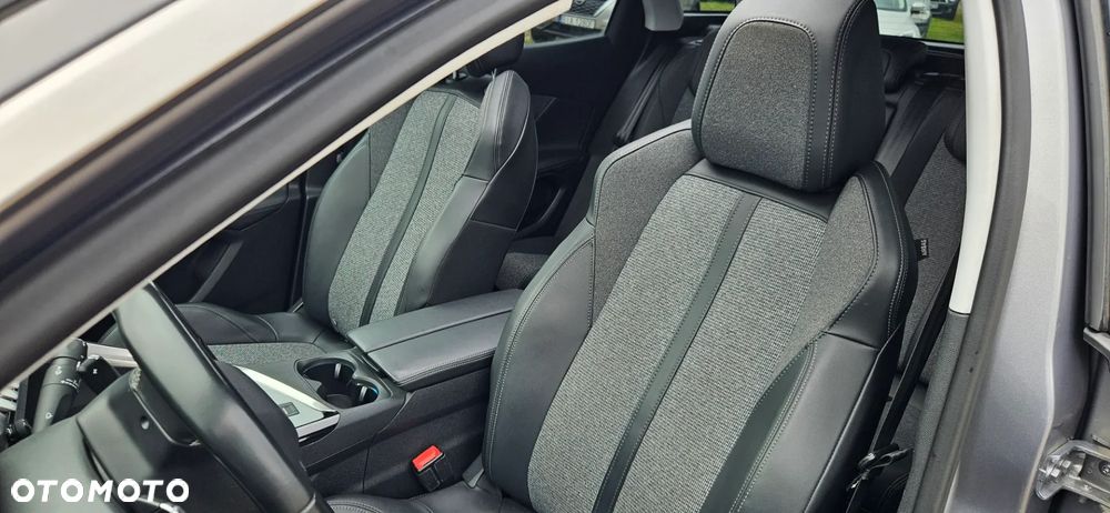 Peugeot 3008 - 22