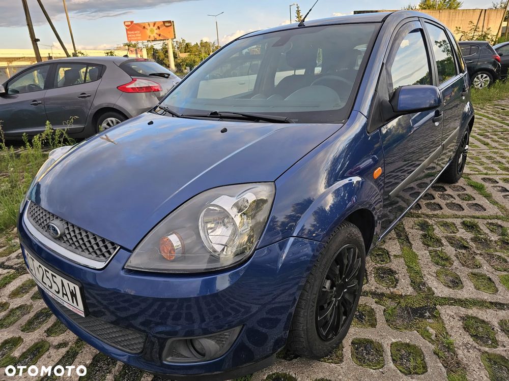 Ford Fiesta 1.4 Ambiente - 1