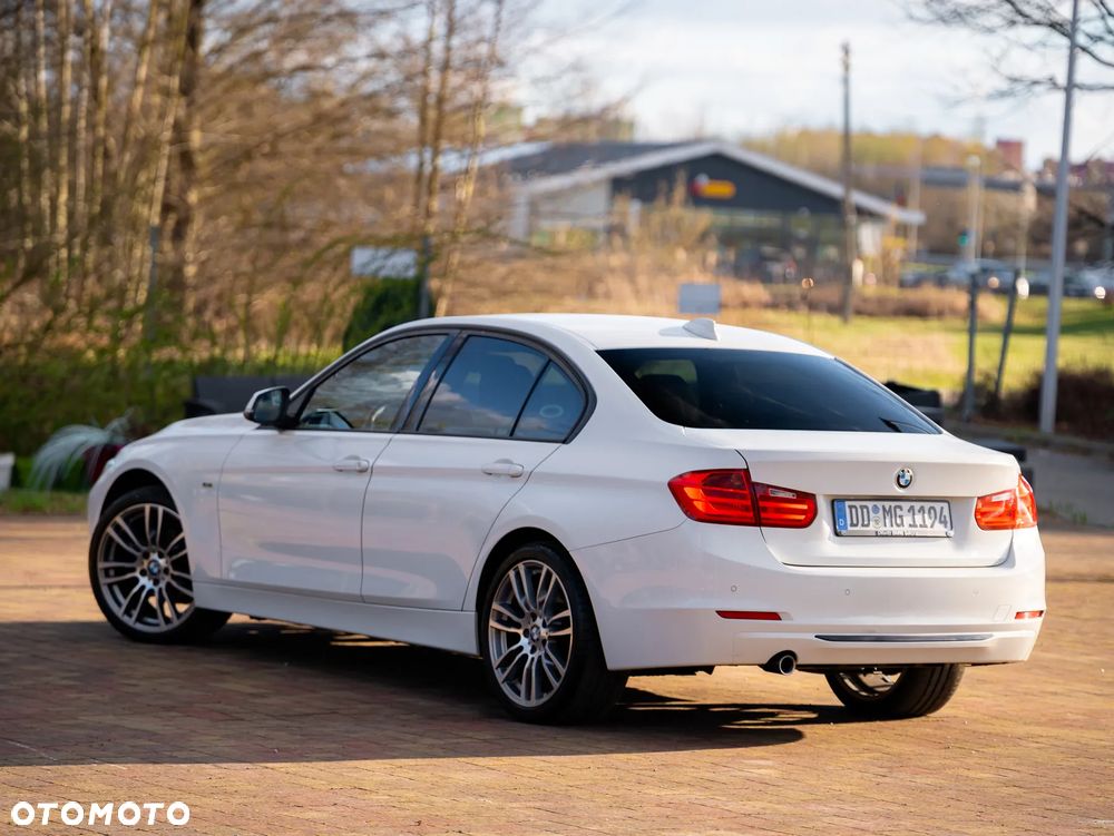 BMW Seria 3 318d Sport Line - 7