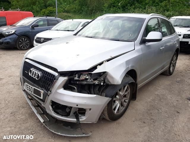Dezmembrez Audi Q5 8R [2008 - 2012] Crossover 2.0 TDI S tronic quattr - 3