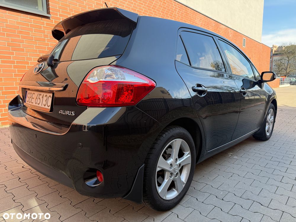 Toyota Auris 1.6 2010 - 7
