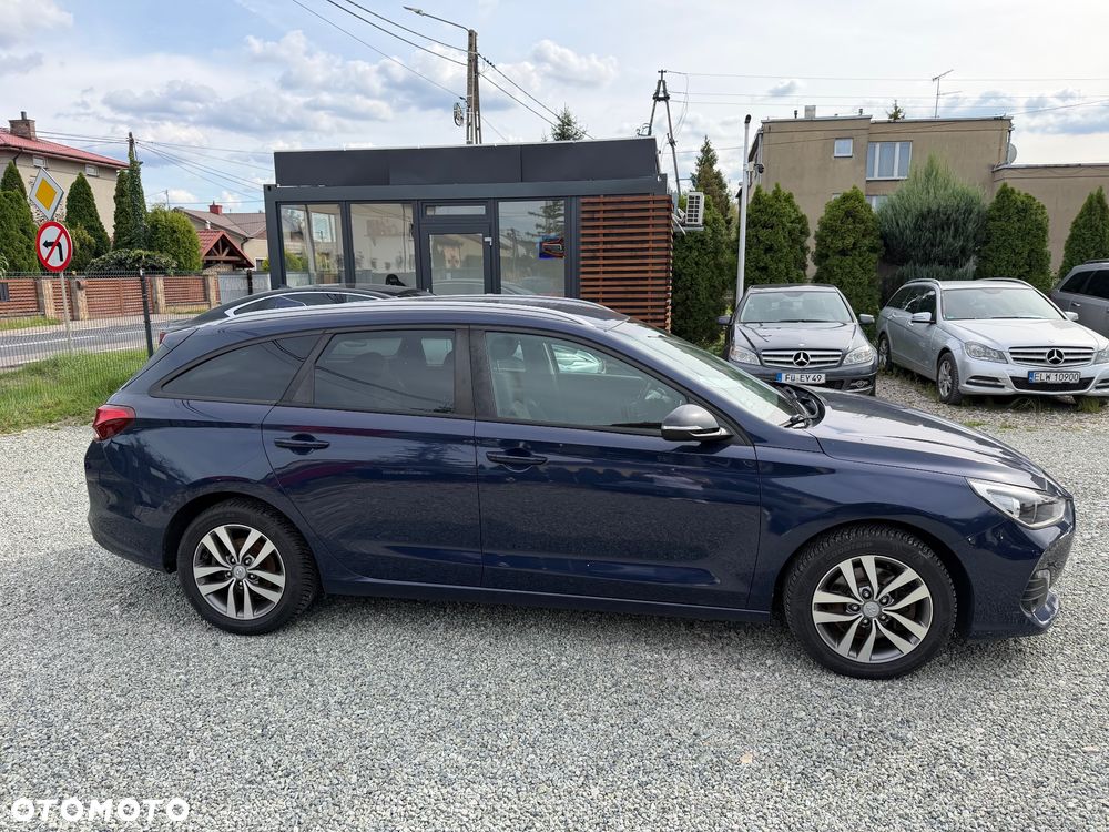 Hyundai i30 1.6 CRDI DCT Trend - 9