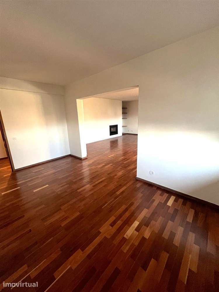 Apartamento T3 totalmente remodelado, Pinhais da Foz - Grande imagem: 2/27
