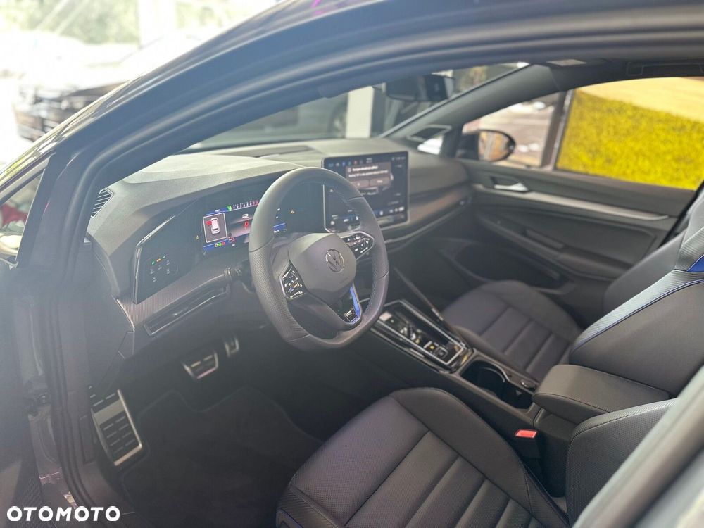 Volkswagen Golf - 7