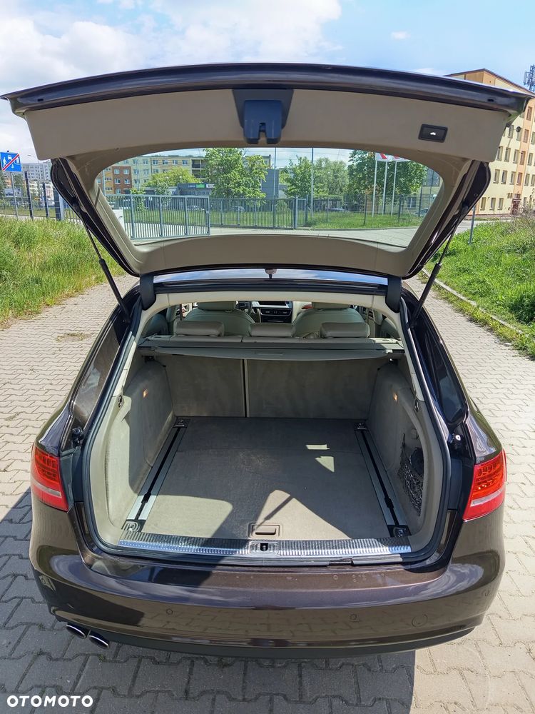 Audi A4 Avant - 13