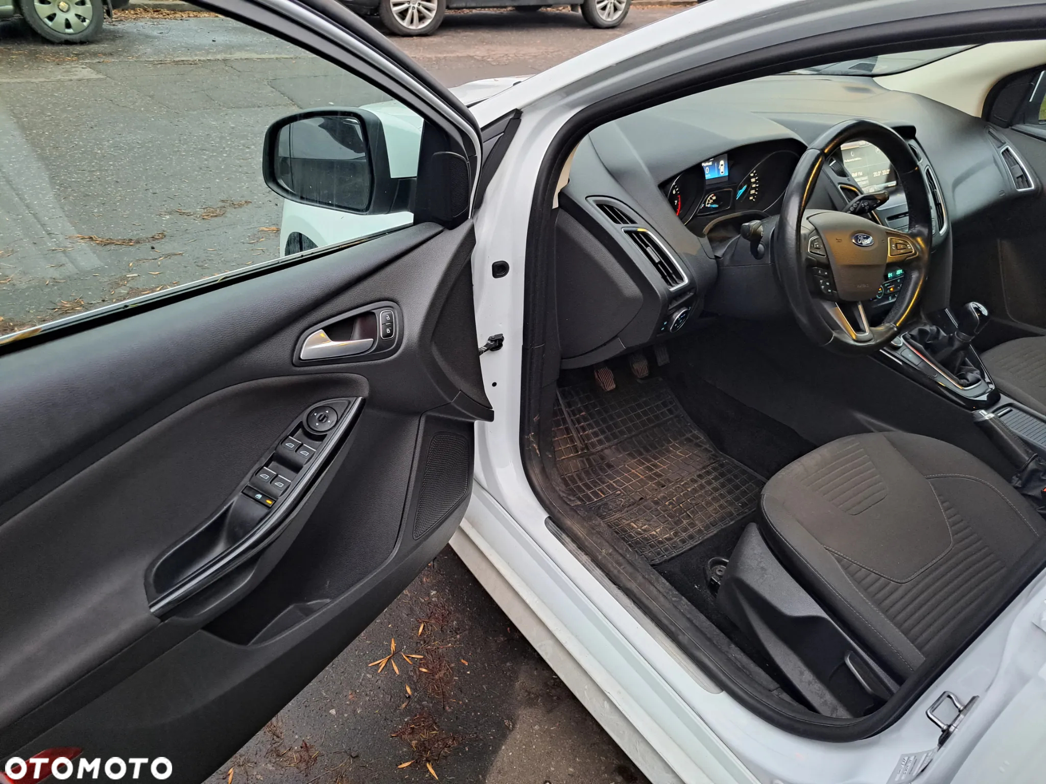 Ford Focus 1.0 EcoBoost Titanium ASS - 7